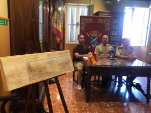 El COMGE de Melilla acudió ayer a la presentación de uno de los planos de Melilla del primer tercio del siglo XIX que ha quedado totalmente restaurado