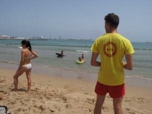 Seguridad Ciudadana recuerda que la presencia de socorristas no exime de responsabilidad a los adultos que deben supervisar a los niños