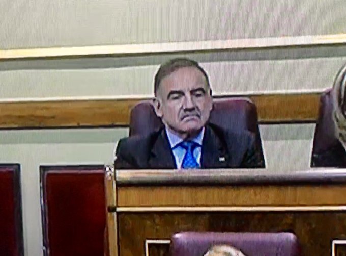 Fernando Gutiérrez Díaz de Otazu en su escaño como diputado del PP por Melilla