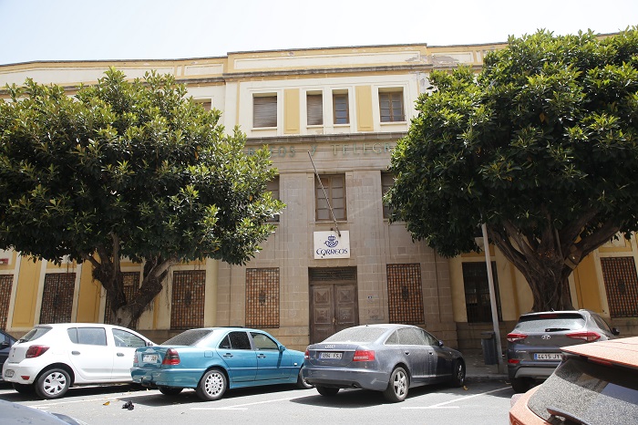 Imagen actual del antiguo edificio de Correos, situado frente al Teatro Kursaal