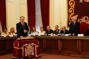 El presidente de la Ciudad, Eduardo de Castro, y su antecesor, Juan José Imbroda