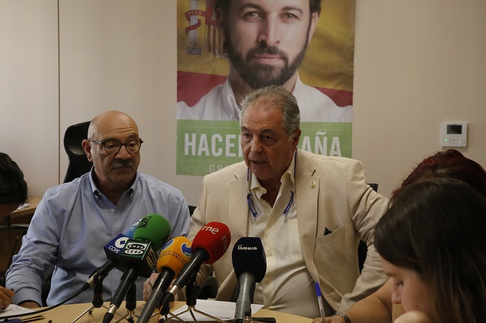 Vox anuncia que De Castro tendrá que declarar en calidad de investigado el 29 de julio