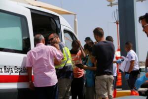 Los inmigrantes arribaron a la ciudad a bordo de la embarcación Salvamar Alcor poco antes de las 16.00 horas