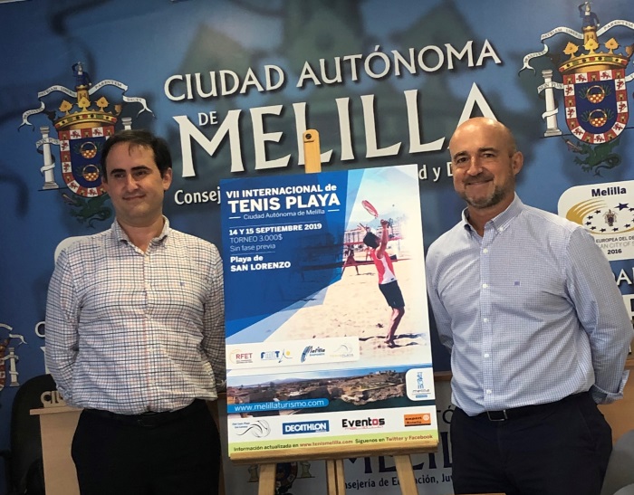 Jalid Said, viceconsejero de Deportes, y Pablo Martínez, máximo responsable de la Federación Melillense de Tenis, presentaron ayer este evento