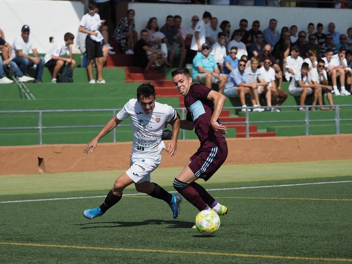 Imagen del encuentro disputado el pasado domingo por la Peña Deportiva ante el Celta B, en el que perdió por primera vez en la competición