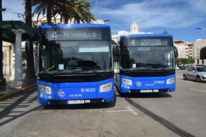 Los dos nuevos autobuses incorporados a la flota