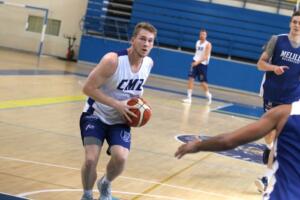 Austin Luke, durante su primer entrenamiento