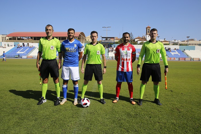 El colegiado malagueño ha arbitrado al Melilla en ocho ocasiones, con un balance de dos victorias, cuatro empates y dos derrotas