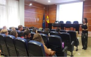 imparte el curso Deborah Martín