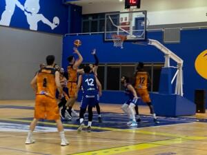 Los colegiales caminan hasta el momento con paso firme en la fase regular