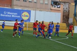 Yunes Ben, en una acción del último partido