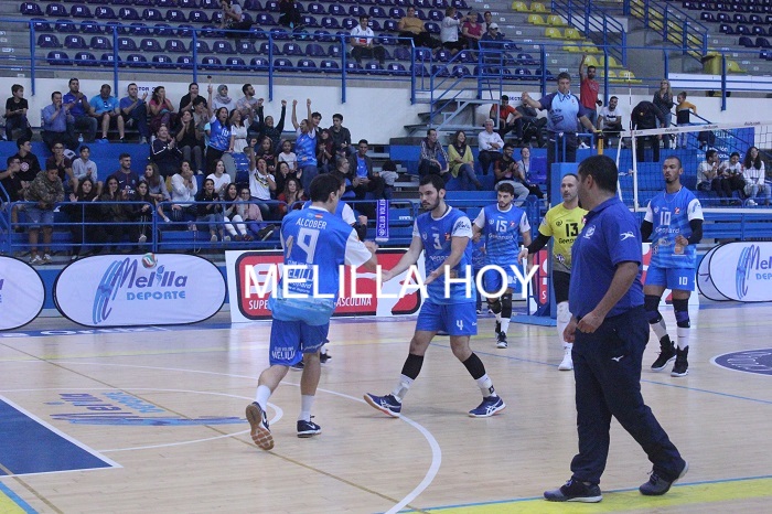 Gustavo Nogueira, jugador del Club Voleibol Melilla, se lleva la máxima punutación del Trofeo Intergym de esta jornada