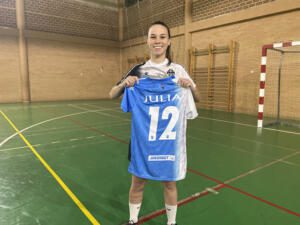 Julia, la última incorporación del Torreblanca, podría debutar hoy