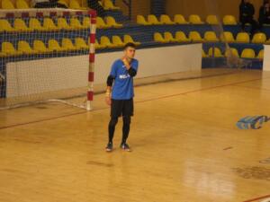 Raúl, jugador en edad cadete, forma parte de la expedición barcelonista