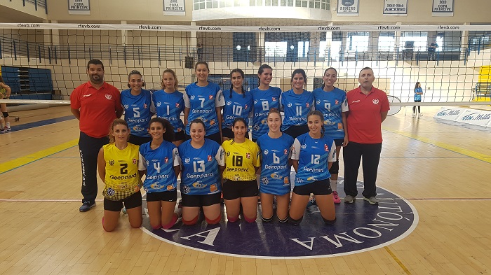Conjunto femenino del Club Voleibol Melilla