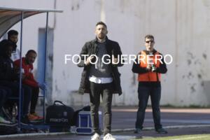 Manolo Herrero podrá sentarse hoy en el banquillo de la U.D. Melilla