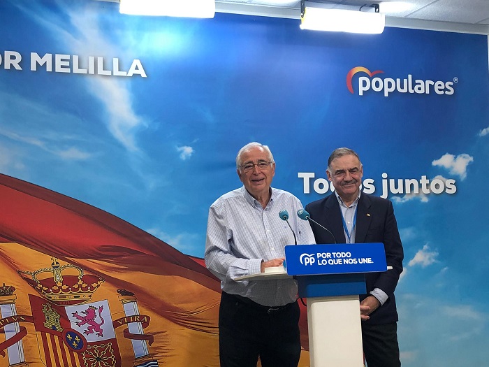 El presidente del PP y senador, Juan José Imbroda, y el diputado Fernando Gutiérrez Díaz de Otazu