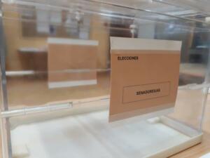 Imbroda instó a esperar al recuento de los votos emigrantes, aunque cree que no habrá sorpasso porque “no suelen ser decisivos nunca”