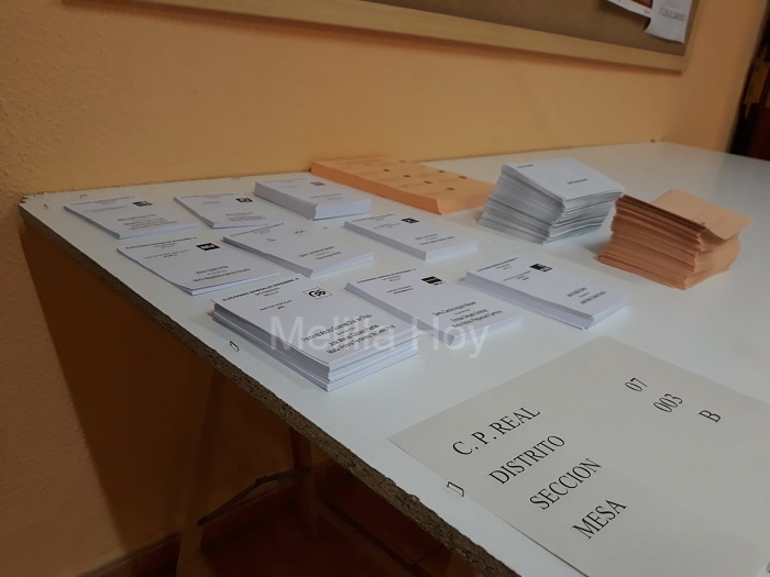 Papeletas electorales con las candidaturas que concurrieron a las elecciones generales del 10 de noviembre