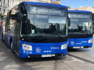 La Ciudad Autónoma quiere incentivar la movilidad urbana sostenible y evitar los atascos fomentando el uso del transporte público