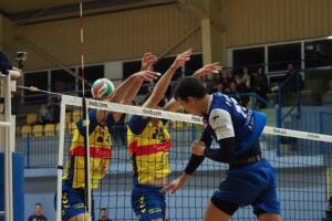 Los baleares ganaron con menos problemas de los que esperaban ante un Melila muy endeble en defensa