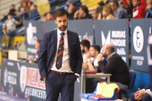 Alejandro Alcoba considera que el equipo ha ido creciendo con el paso de las jornadas
