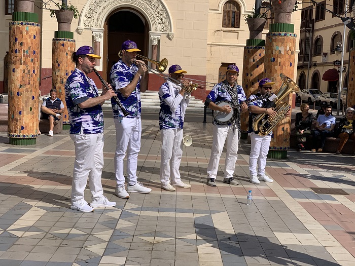 Actuación de la New Orleans Jump Band en la plaza Menéndez Pelayo de Melilla