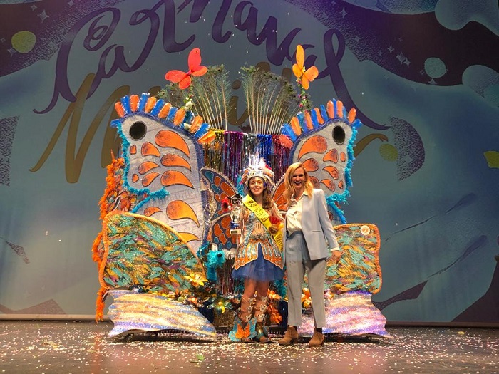 Alba García, ‘Metamorfosis: vuelto al cielo’, Reina Infantil del Carnaval