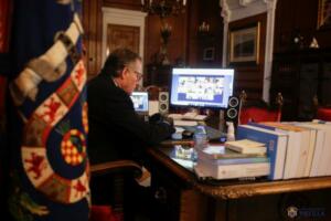 Ayer, tercer domingo consecutivo de videconferencia entre Sánchez y los presidentes autonómicos por la crisis sanitaria del coronavirus