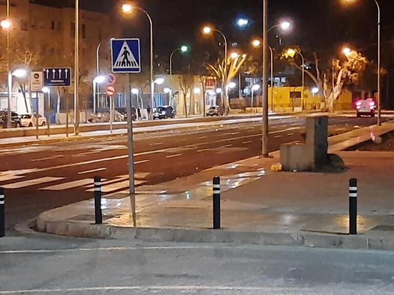 Tras el anuncio marroquí, sobre las 1.30 horas de la madrugada ya no había prácticamente coches queriendo entrar a Beni-Enzar, cuatro horas y media antes del cierre
