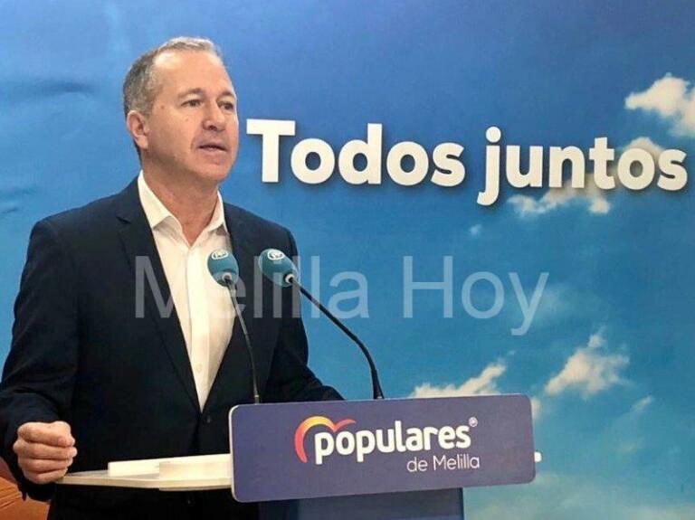 “¿Cómo puede decir el PSOE que va a proponer reformas fiscales, si hace menos de un año votó en contra de reducir el IPSI para la implantación de empresas de juego online?”, preguntó