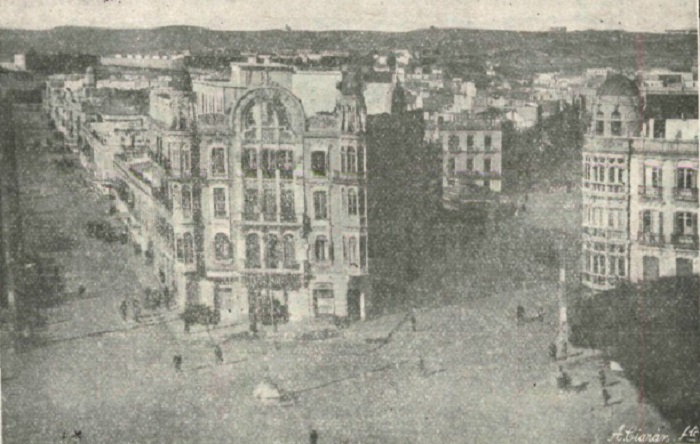 Arranque de la Plaza de España de las Calles del General Marina y de Alfonso XIII