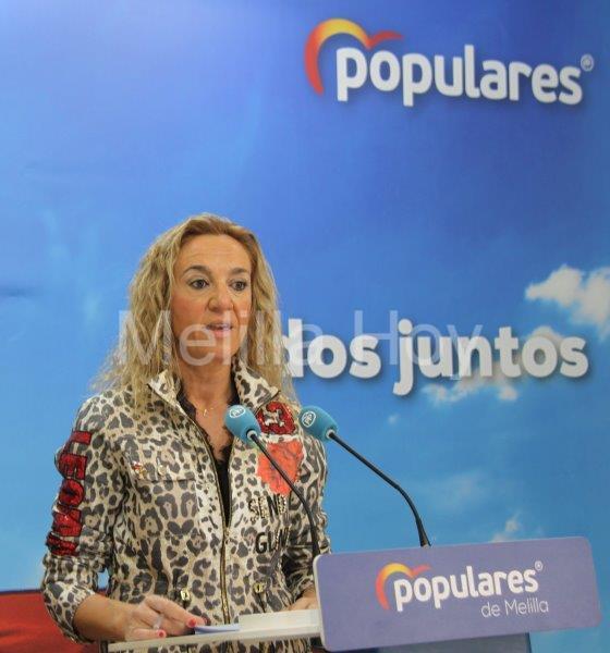 Donoso dejó claro que “gracias a Imbroda”, Melilla ha recibido casi 50 millones de financiación desde 2011 a 2019, por lo que afirmó que “incompetencia, la de De Castro por haberla dejado perder”