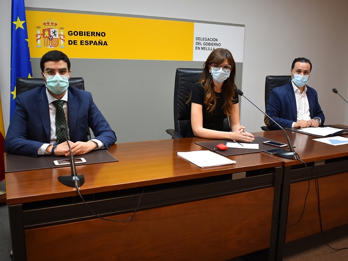 El consejero MOhand, la delegada del Gobierno y el responsable de Ingesa en Melilla