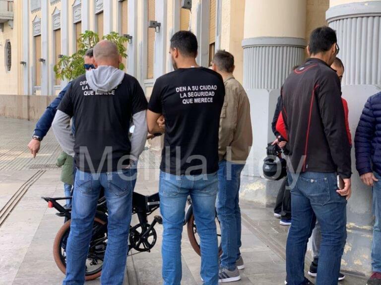 Policías locales de Melilla, en una reivindicación hace unos meses
