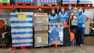 Entrega de la donación al Banco de Alimentos de Melilla