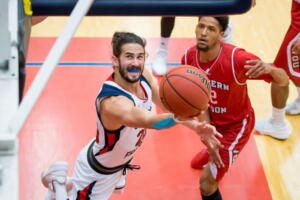 Michael Provenzano es un jugador muy completo, tanto en ataque como en defensa