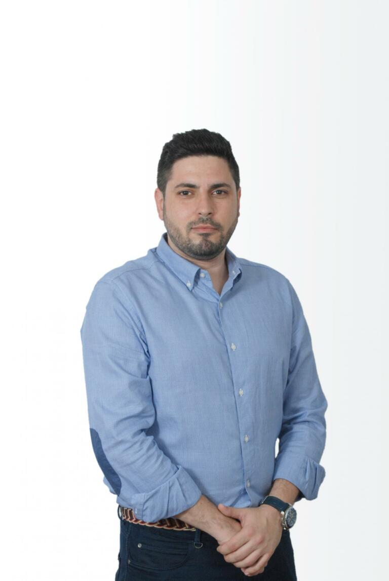Carlos López, miembro del Comité Directivo del partido “Adelante Melilla”