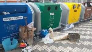 La labor de estos controladores será orientar a los melillenses para que depositen la basura correctamente en los contenedores