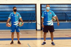 Salim Abdelkader (derecha), técnico del equipo melillense