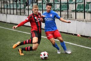 Ha sido un futbolista importante en los equipos en los que ha jugado, siendo un fijo en todos ellos en las alineaciones titulares