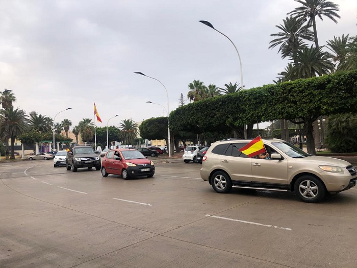 La caravana de los vecinos del Real llegó hasta la plaza de España