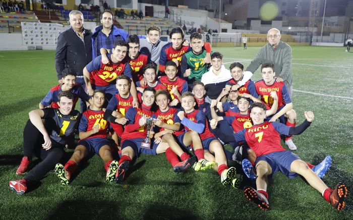 El equipo cadete de la entidad se alzaba la pasada campaña con la Copa Federación