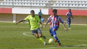 Mawi, en el encuentro amistoso que la U.D. Melilla empató sin goles en Algeciras