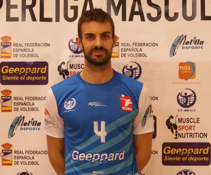 Javier Monfort, jugador del Club Voleibol Melilla