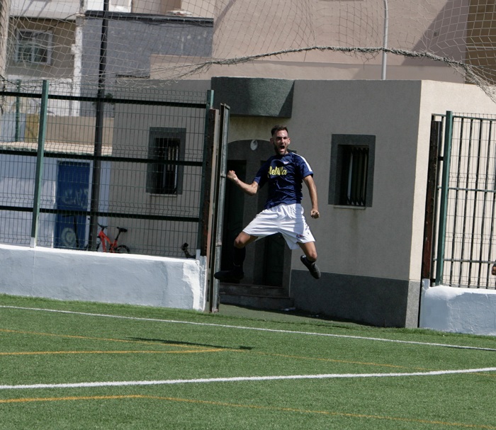 Pelu fue el autor del gol del empate del Melilla C.D.