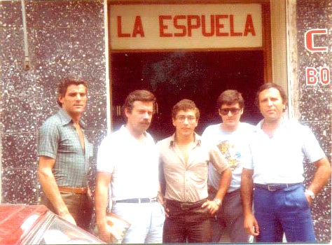 Bar La Espuela. Mordejay con Jose Mª Ïñigo, presentador de TVE