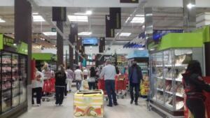 Family Cash inauguró en el centro comercial este miércoles su nuevo local de más de 5.800 metros cuadrados