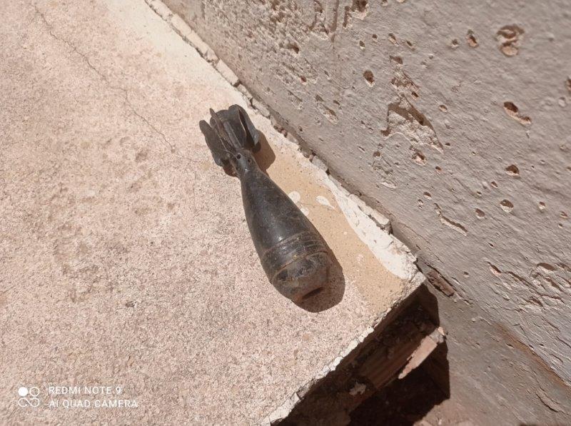 La Policía Nacional Retira Un Proyectil Abandonado En La Calle En La ...