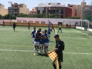 Los jugadores del Melilla C.D. confían en poder celebrar una victoria decisiva de cara a sus aspiraciones de mantener la categoría nacional